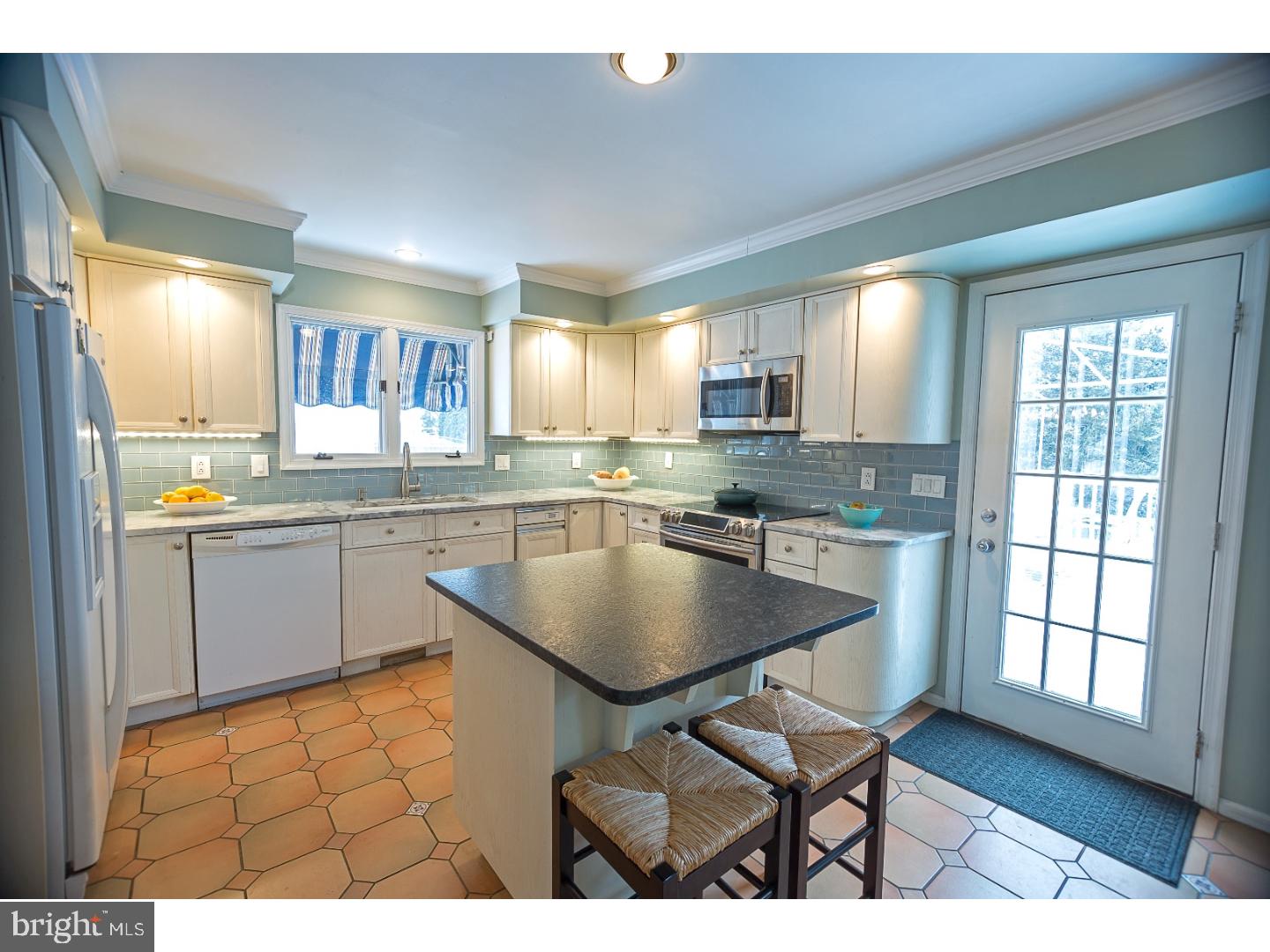 50 Old State Road Springfield, PA 19064 - Photo 9 of 25 Kitchen