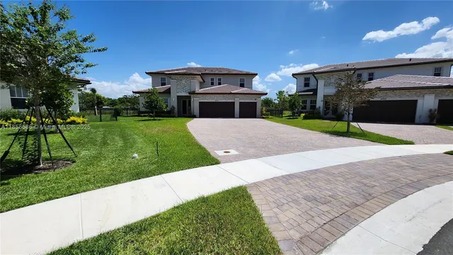 $1,905,000 | 12209 Southwest 43rd Street, Davie, FL 33330