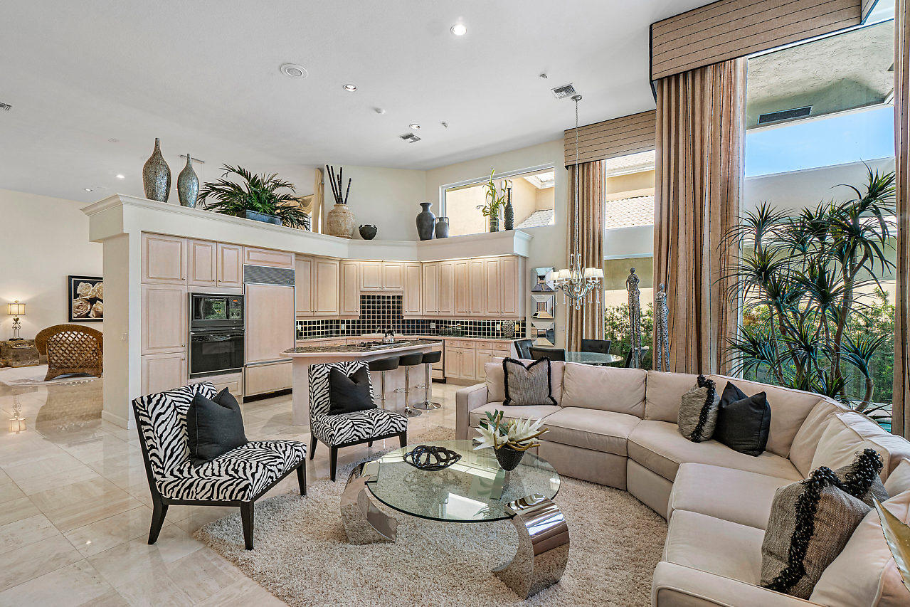 17294 Bridleway Trail Boca Raton, FL 33496 - Photo 14 of 54 Family Room