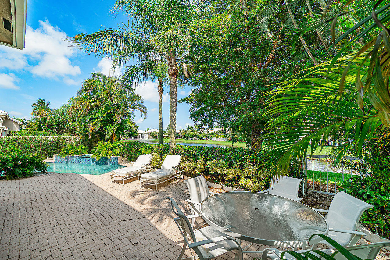 17294 Bridleway Trail Boca Raton, FL 33496 - Photo 36 of 54 039-17294BridlewayTrail-BocaRaton-FL-sma