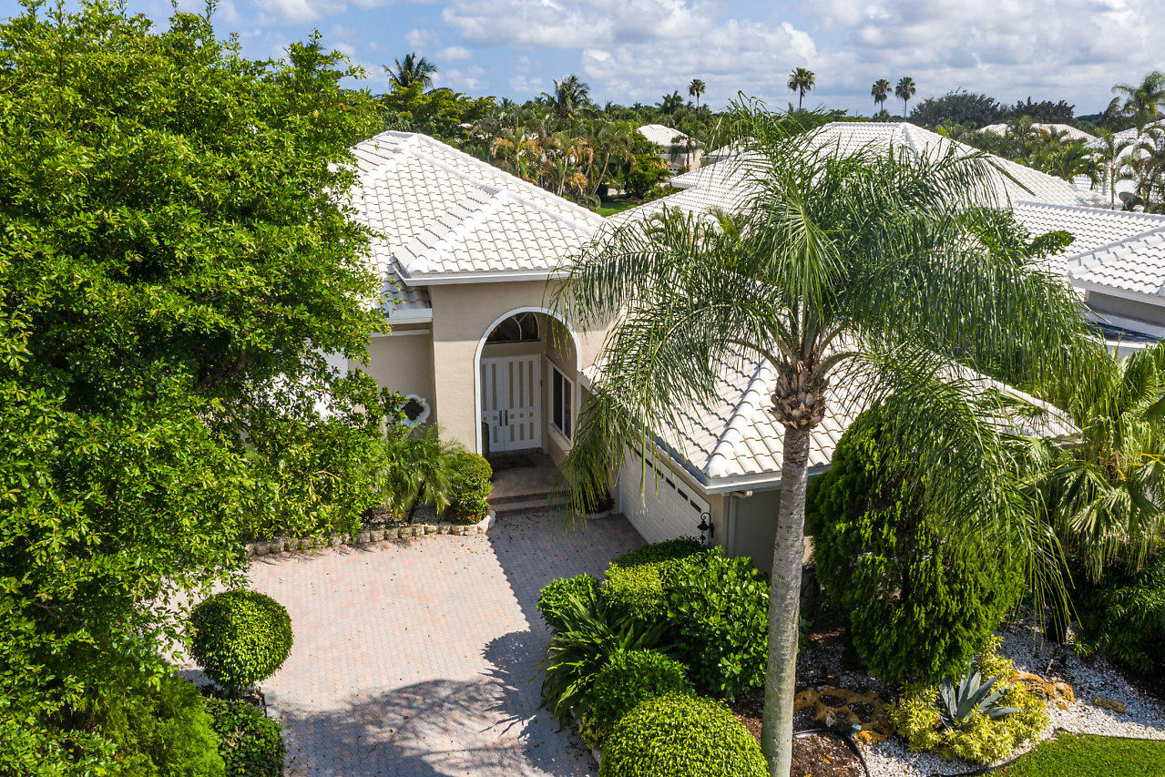 17294 Bridleway Trail Boca Raton, FL 33496 - Photo 39 of 54 042-17294BridlewayTrail-BocaRaton-FL-sma