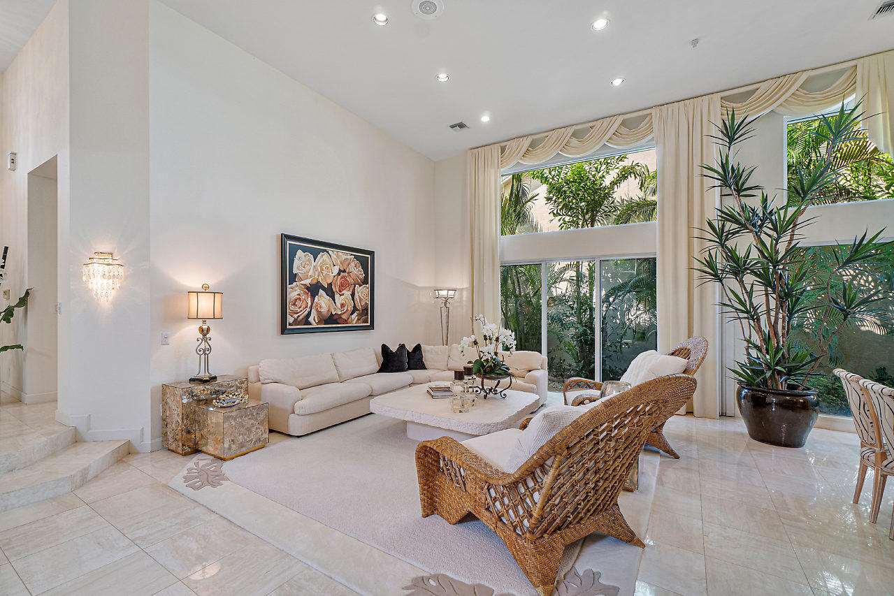 17294 Bridleway Trail Boca Raton, FL 33496 - Photo 9 of 54 021-17294BridlewayTrail-BocaRaton-FL-sma