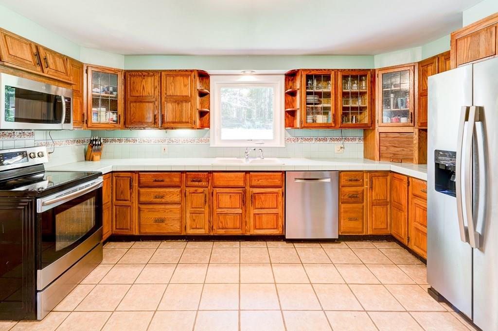 35 Harvard Road Stow, MA 01775 - Photo 14 of 27