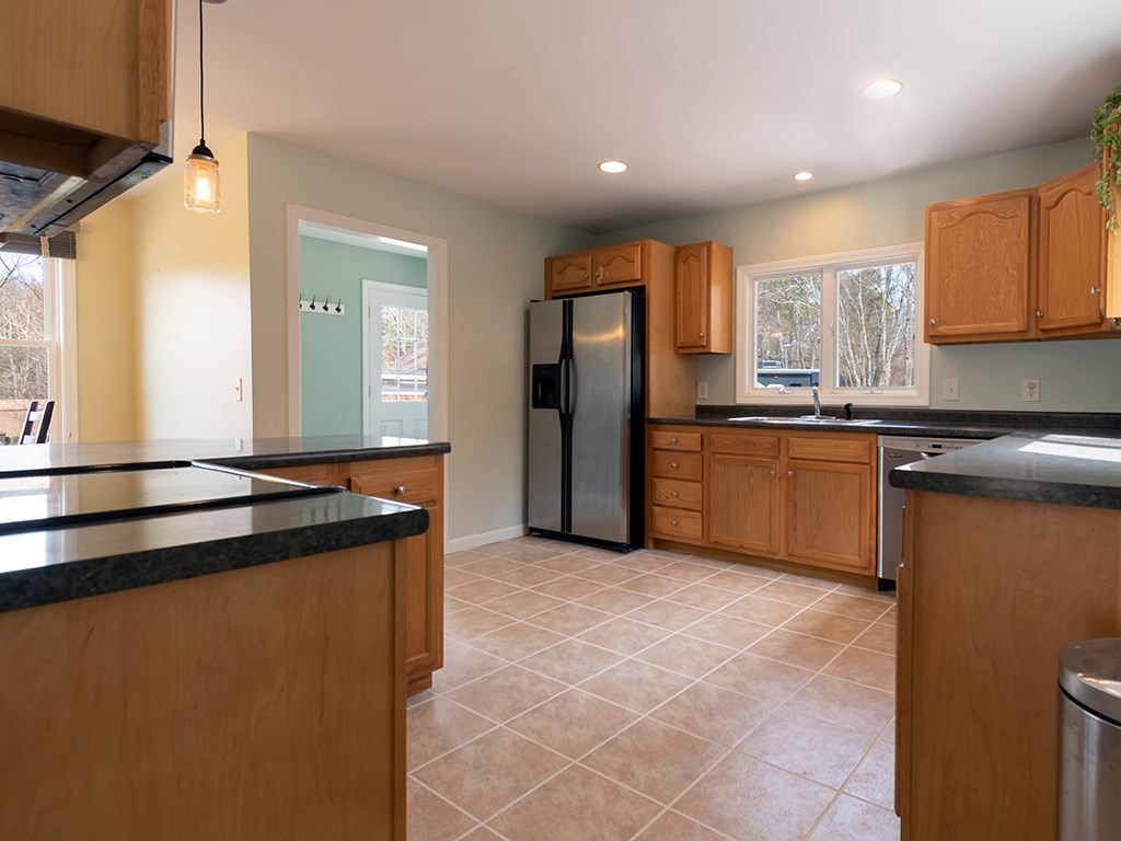124 Old Mill Road Charlestown, RI 02813 - Photo 5 of 18 Kitchen