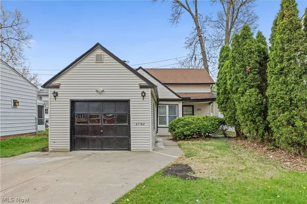 $189,900 | 27182 Oriole Avenue, Euclid, OH 44132