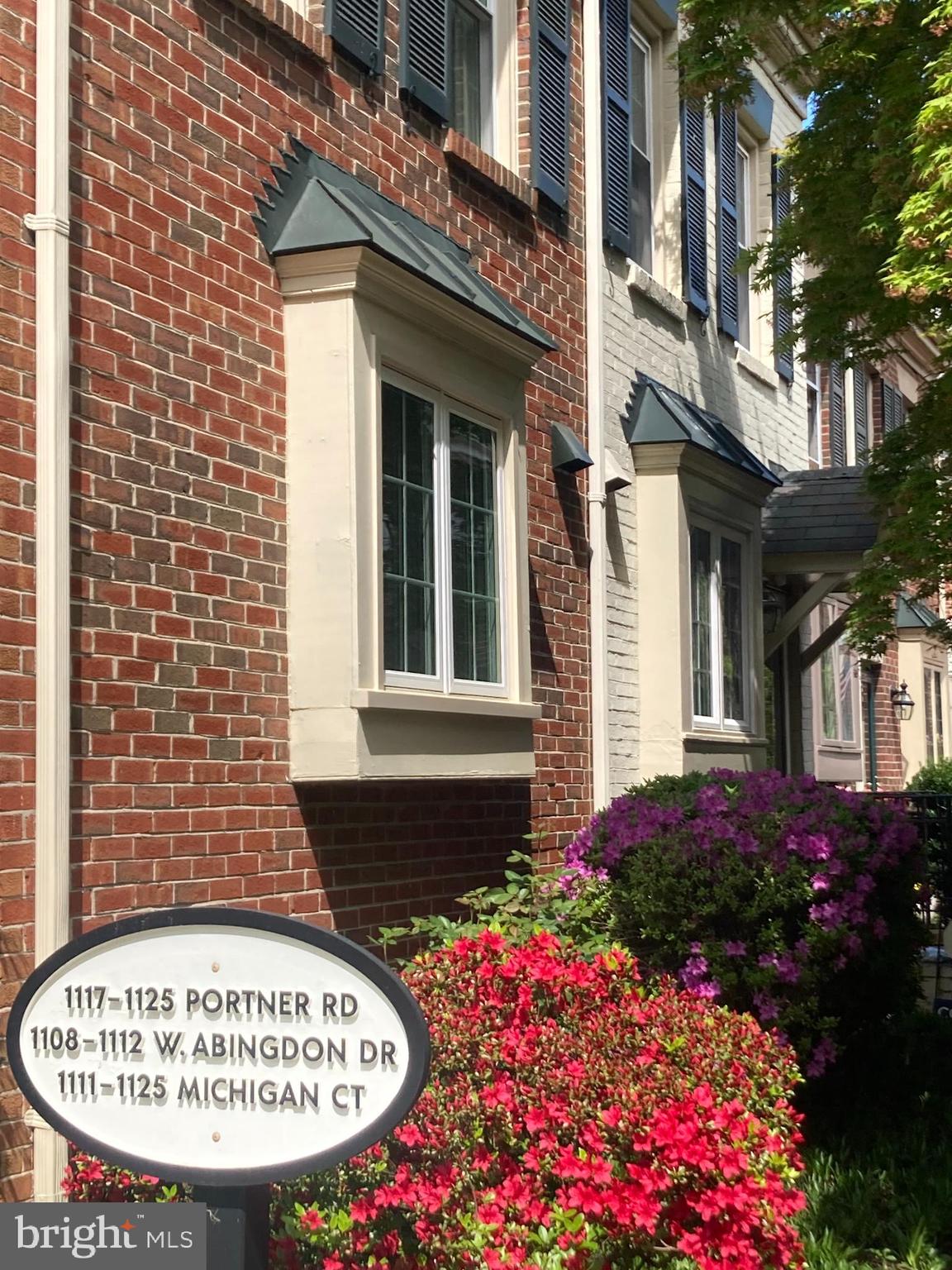 1119 Portner Road Alexandria, VA 22314 - Photo 28 of 33 Courtyard entrance