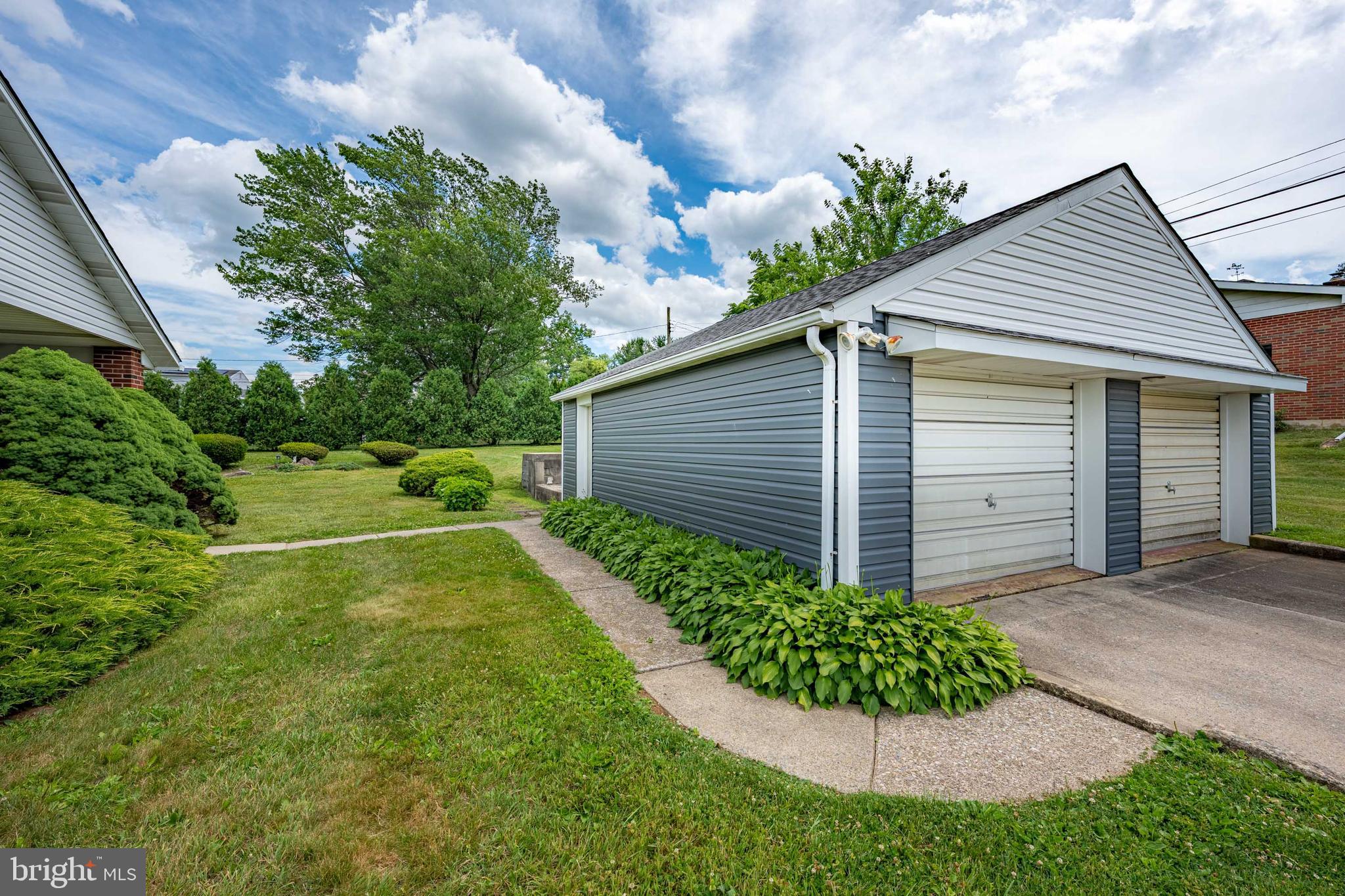 4352 Ruth Road Emmaus, PA 18049 - Photo 28 of 33