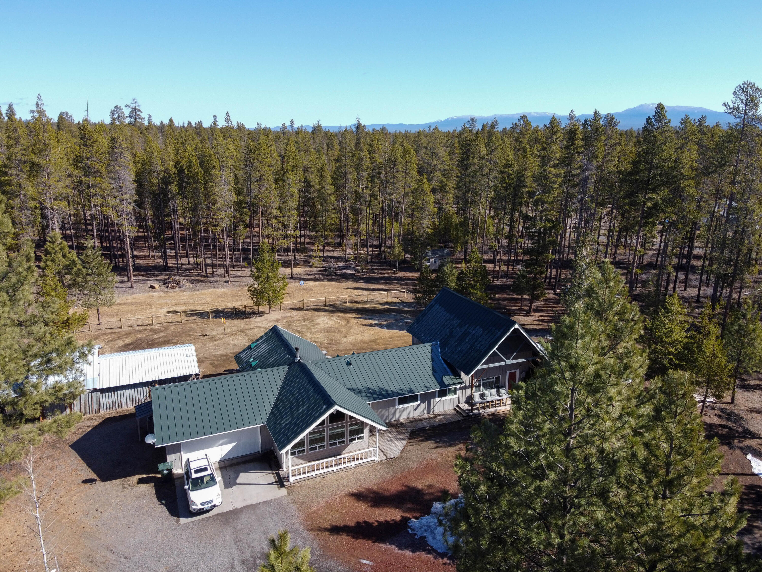 1751 Yoke Road La Pine, OR 97739 - Photo 1 of 57 yoke 59