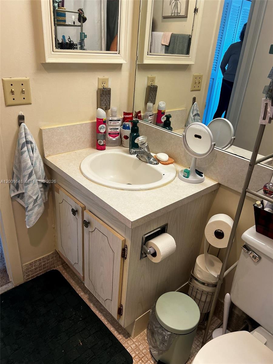 400 Mansfield I, Unit J Boca Raton, FL 33434 - Photo 25 of 40 Gallery Image 25
