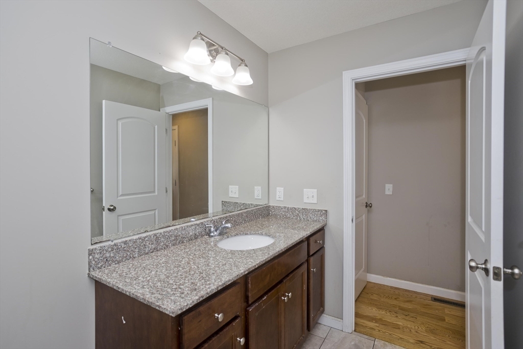 209 Morton Street Springfield, MA 01119 - Photo 12 of 27 Gallery Image 12