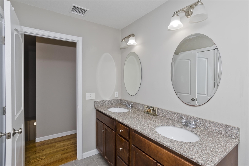 209 Morton Street Springfield, MA 01119 - Photo 14 of 27 Gallery Image 14
