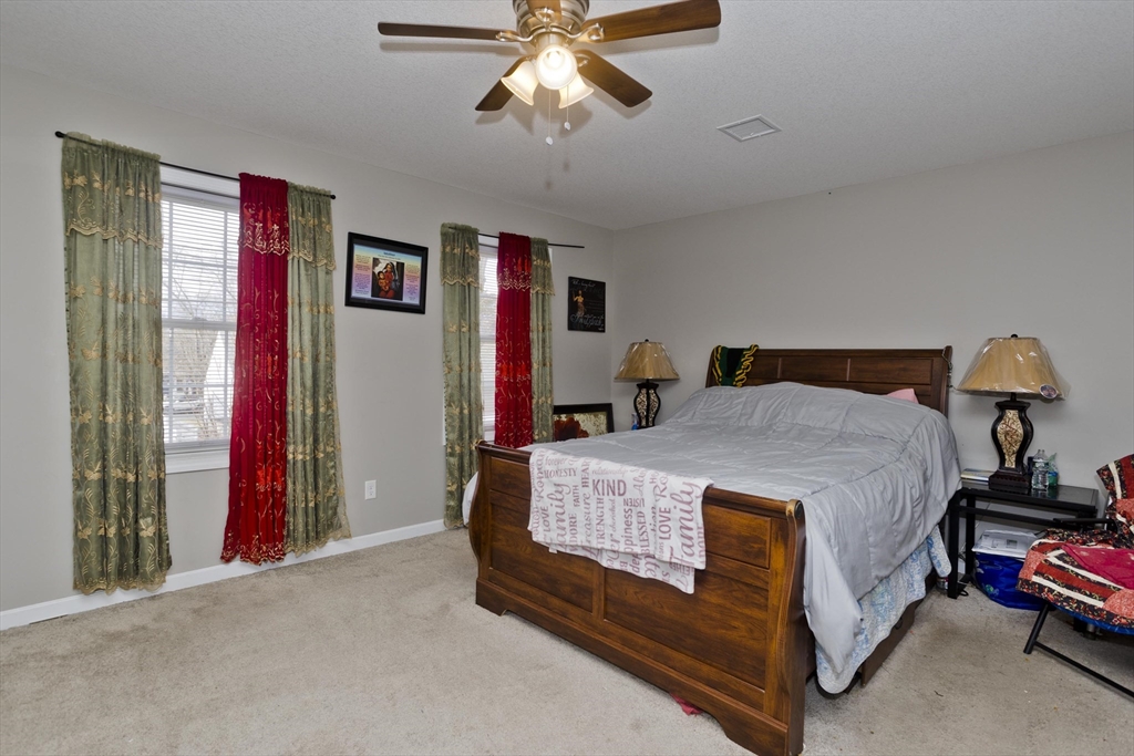 209 Morton Street Springfield, MA 01119 - Photo 17 of 27 Gallery Image 17