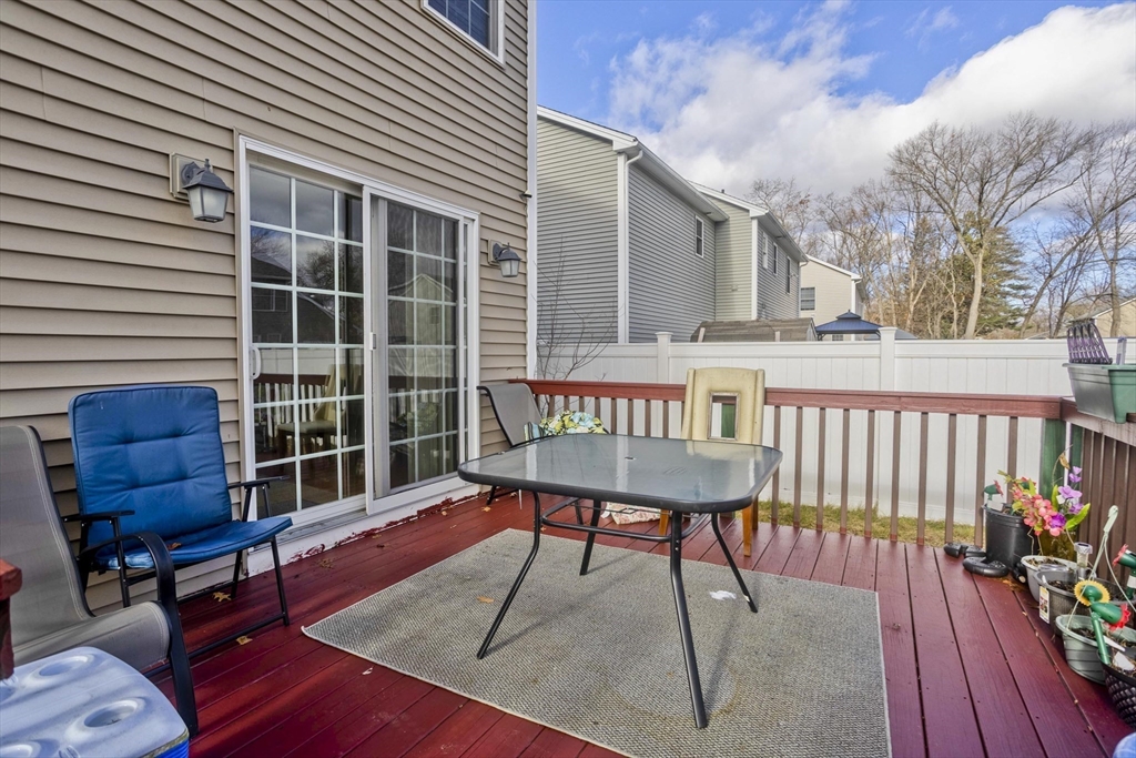 209 Morton Street Springfield, MA 01119 - Photo 25 of 27 Gallery Image 25