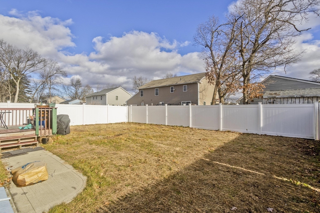 209 Morton Street Springfield, MA 01119 - Photo 27 of 27 Gallery Image 27
