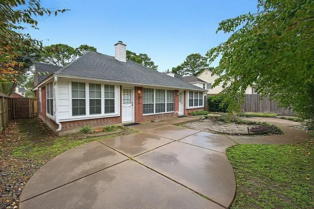 $310,000 | 16918 Valley Palms Drive, Spring, TX 77379