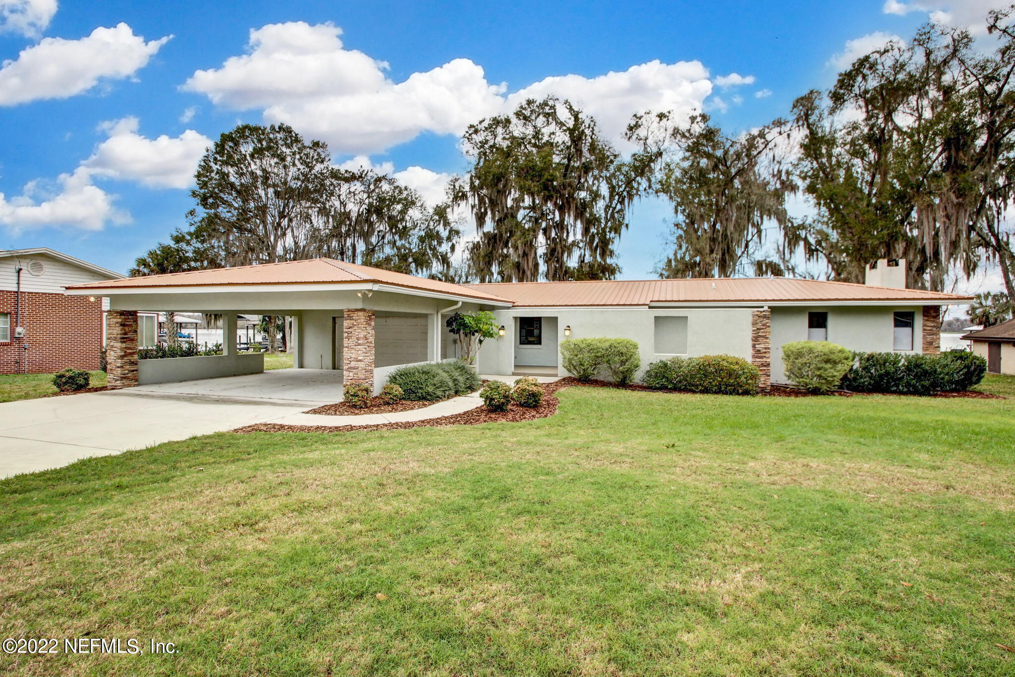134 Riverside Drive Satsuma, FL 32189 - Photo 7 of 43 3-web-or-mls-IMG_3414_15_16_17_18_19_20