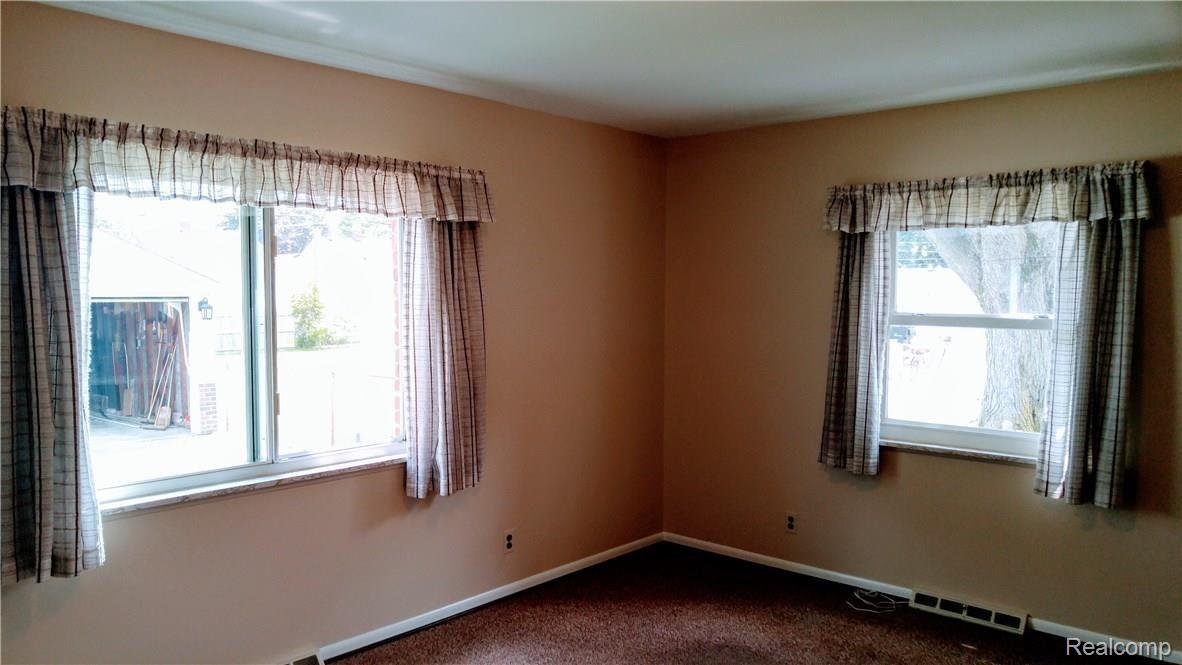 9667 Ruth Avenue Allen Park, MI 48101 - Photo 6 of 22 Family Room Addition