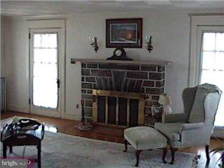 179 Sycamore Road Havertown, PA 19083 - Photo 2 of 6