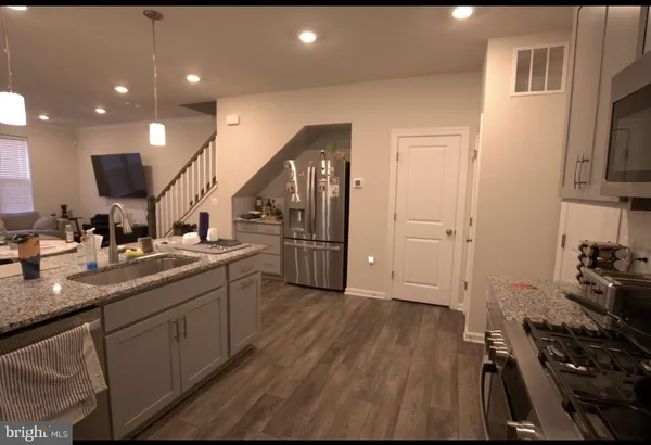 $3,200 | 43417 Stonewood Crossing Terrace, Ashburn, VA 20148