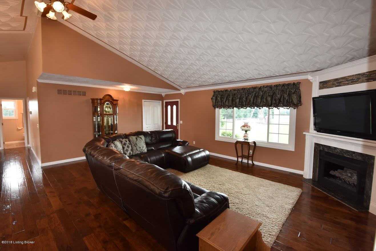 4201 Zoneton Road Shepherdsville, KY 40165 - Photo 21 of 44 8