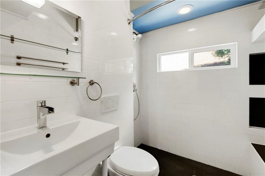 1811 Nickerson Street Austin, TX 78704 - Photo 25 of 35