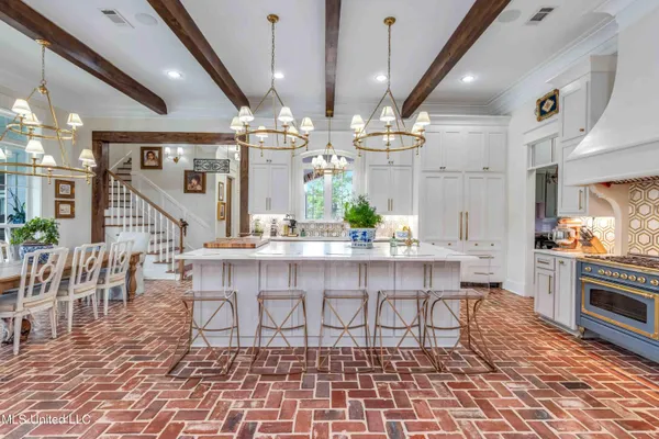 $3,999,950 | 282 Ralph Rawls Road, Hattiesburg, MS 39402