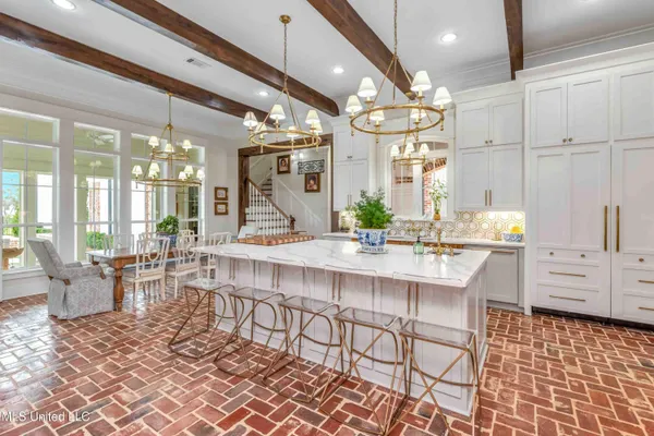 $3,999,950 | 282 Ralph Rawls Road, Hattiesburg, MS 39402