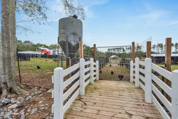 $3,999,950 | 282 Ralph Rawls Road, Hattiesburg, MS 39402