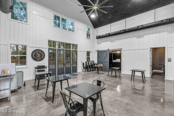 $3,999,950 | 282 Ralph Rawls Road, Hattiesburg, MS 39402