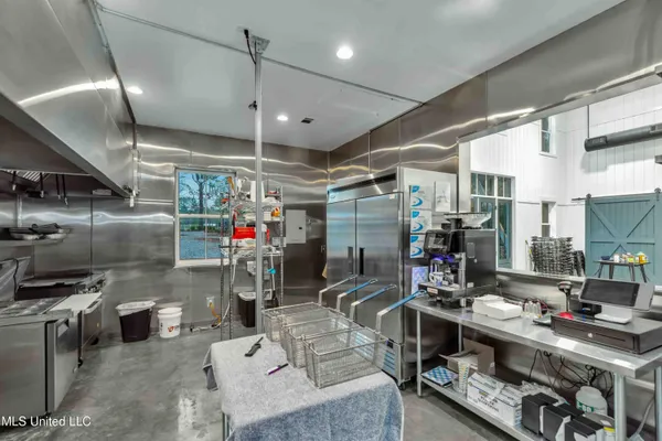 $3,999,950 | 282 Ralph Rawls Road, Hattiesburg, MS 39402