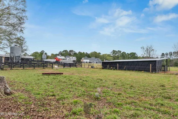 $3,999,950 | 282 Ralph Rawls Road, Hattiesburg, MS 39402