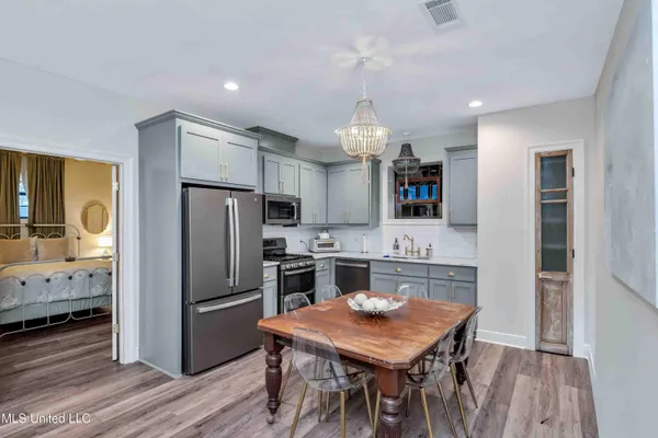 $3,999,950 | 282 Ralph Rawls Road, Hattiesburg, MS 39402