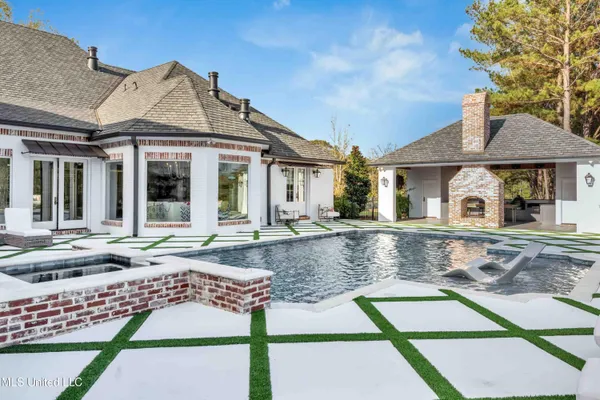 $3,999,950 | 282 Ralph Rawls Road, Hattiesburg, MS 39402