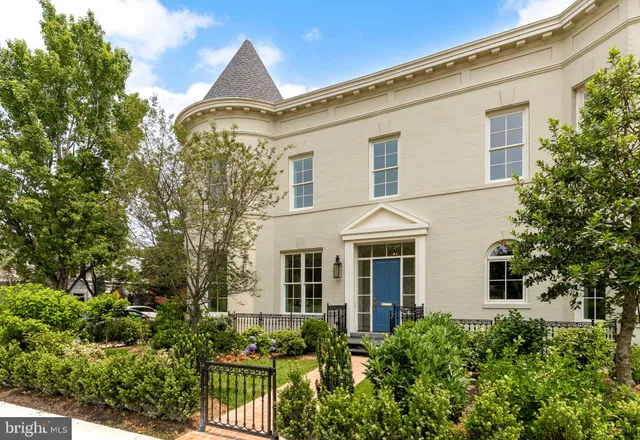$2,595,000 | 1201 D Street Northeast, Washington, DC 20002