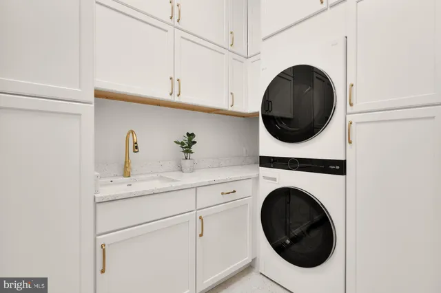 $2,595,000 | 1201 D Street Northeast, Washington, DC 20002