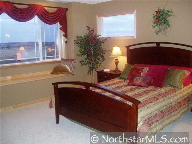 9453 Glacier Road Minnetrista, MN 55375 - Photo 6 of 10 Gallery Image 6