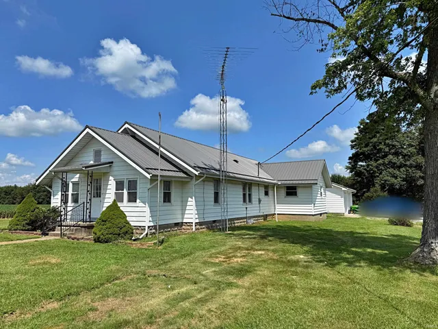 $240,000 | 4499 Highway 59, Sandborn, IN 47578