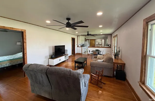 $240,000 | 4499 Highway 59, Sandborn, IN 47578