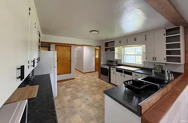 $240,000 | 4499 Highway 59, Sandborn, IN 47578