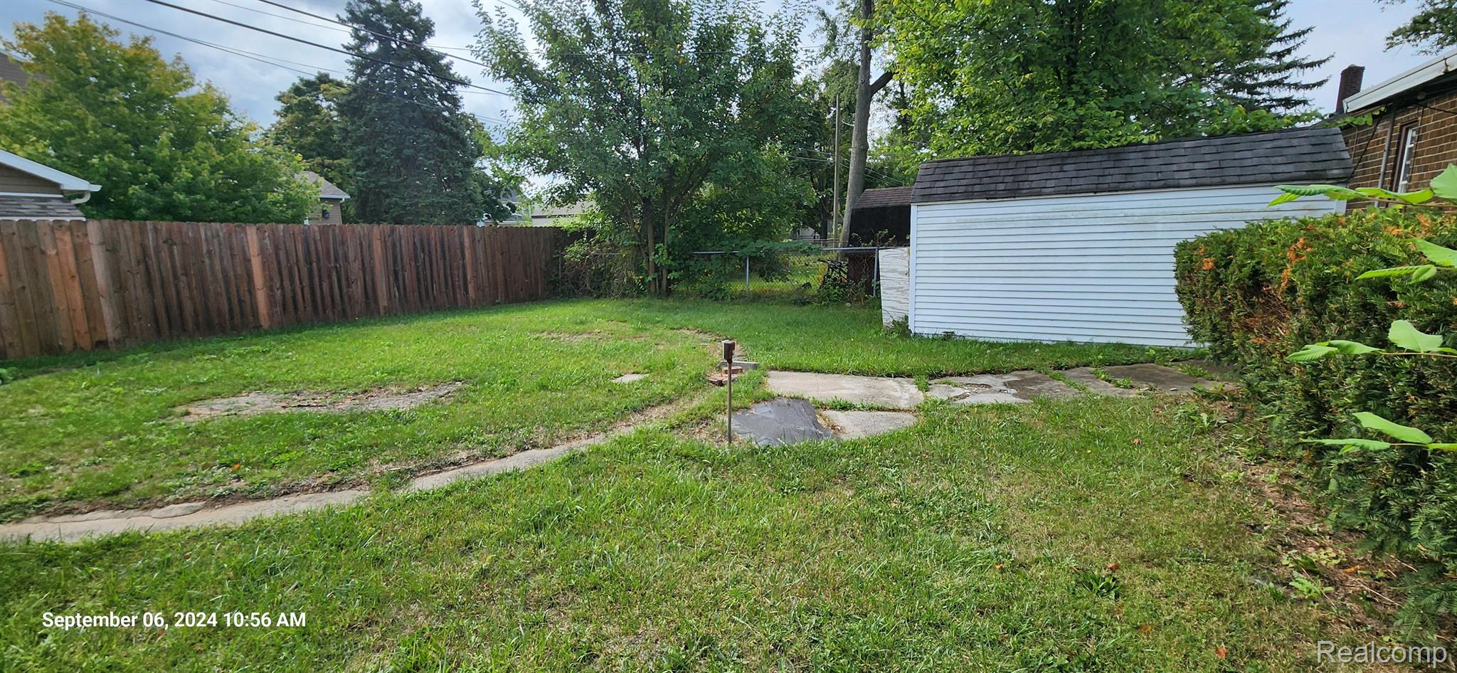 814 Maple Boulevard Monroe, MI 48162 - Photo 21 of 21 back yard