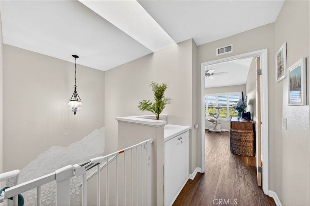 2731 Erringer Road, Unit 71 Simi Valley, CA 93065 - Photo 13 of 33