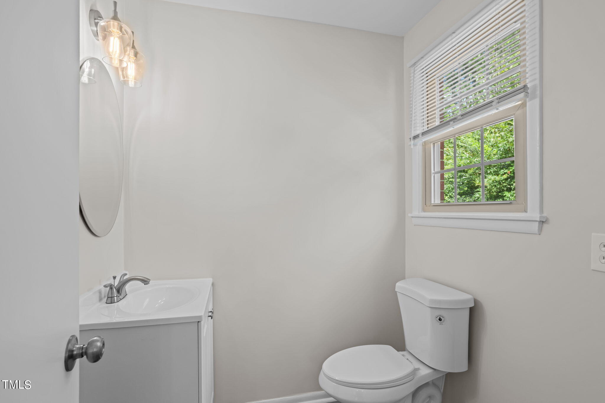 824 Brigham Road Raleigh, NC 27610 - Photo 6 of 18 37-web-or-mls-3D5A2776 (2)