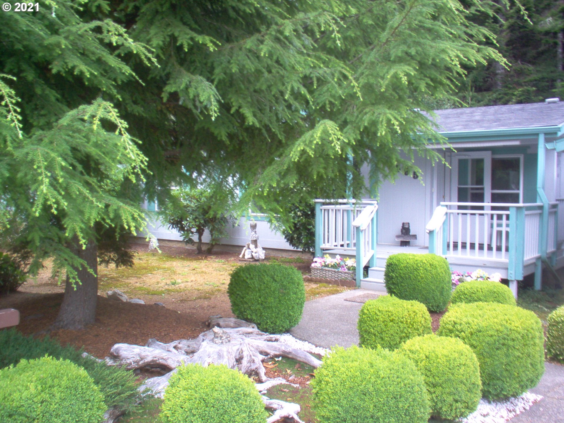 1595 Kristi Loop Lakeside, OR 97449 - Photo 1 of 24 Gallery Image 1