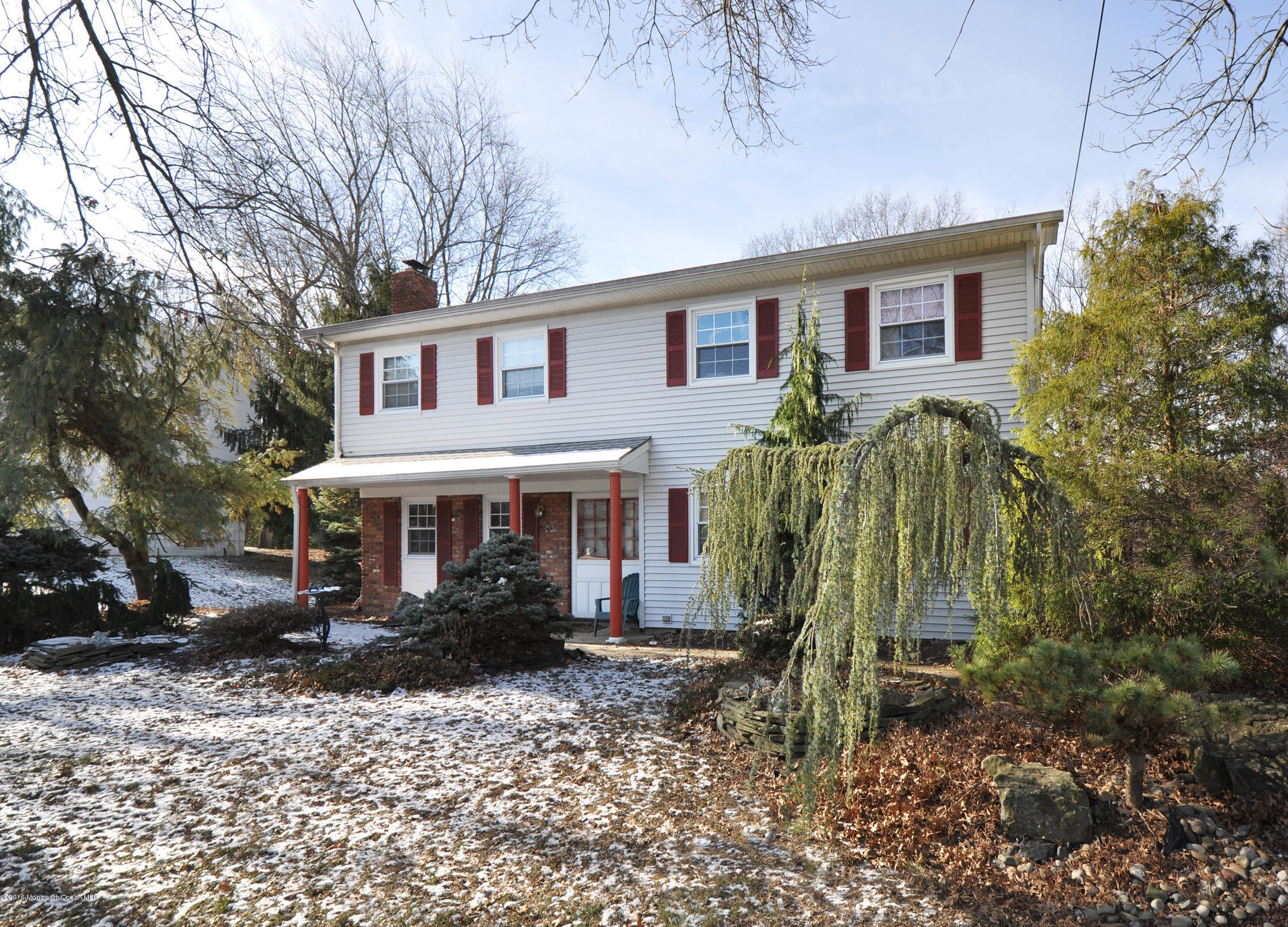 33 Millay Road Morganville, NJ 07751 - Photo 2 of 35 1MillayFront1