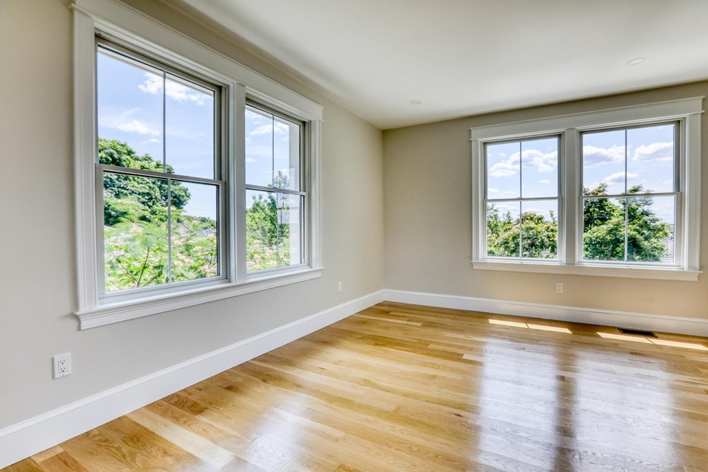 29 Appleton Street, Unit 2 Somerville, MA 02144 - Photo 15 of 29