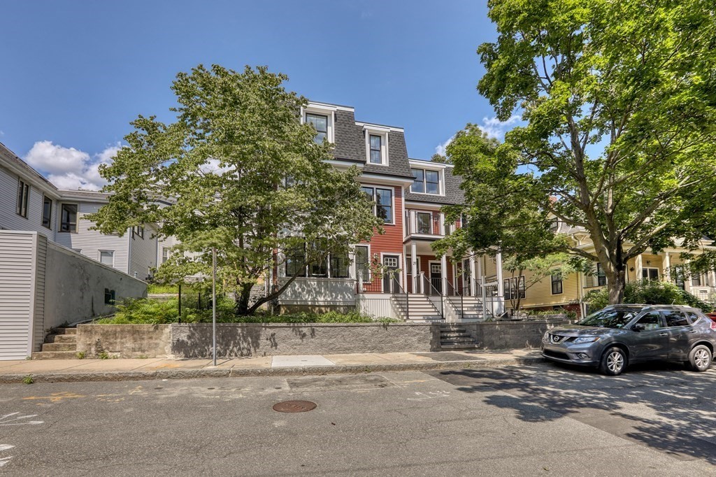 29 Appleton Street, Unit 2 Somerville, MA 02144 - Photo 2 of 29