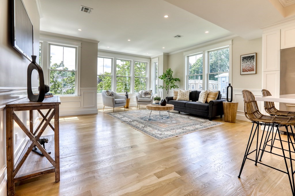 29 Appleton Street, Unit 2 Somerville, MA 02144 - Photo 5 of 29