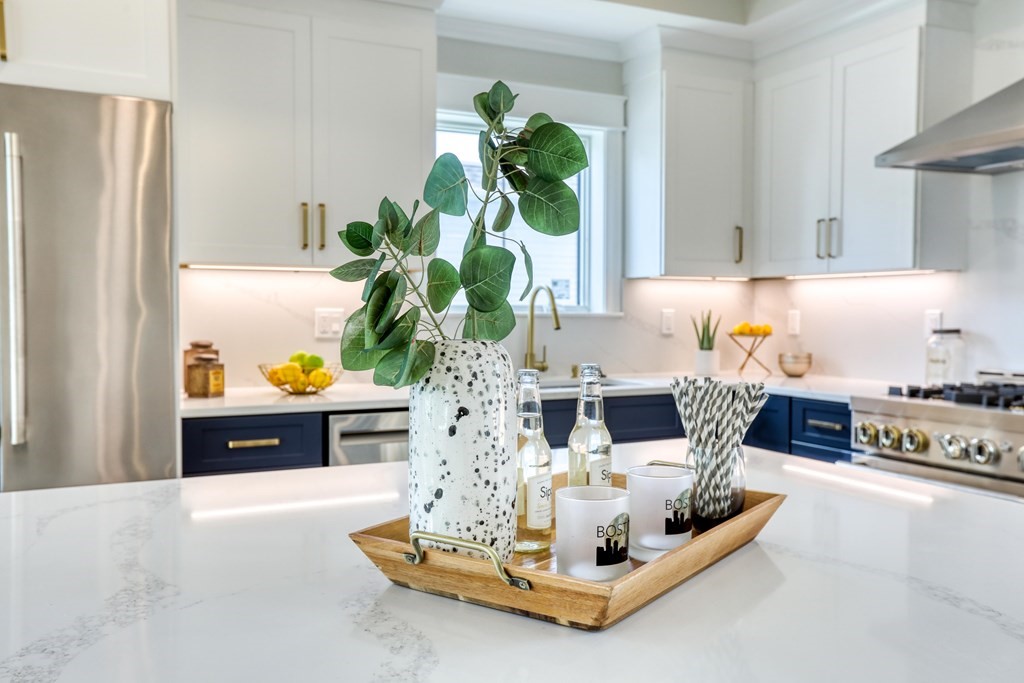 29 Appleton Street, Unit 2 Somerville, MA 02144 - Photo 9 of 29