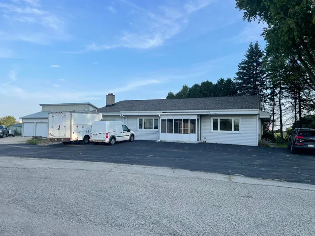 $400,000 | 3555 Hillside Road, Polk, WI 53086