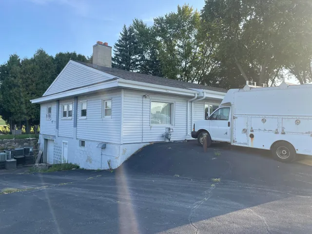 $400,000 | 3555 Hillside Road, Polk, WI 53086